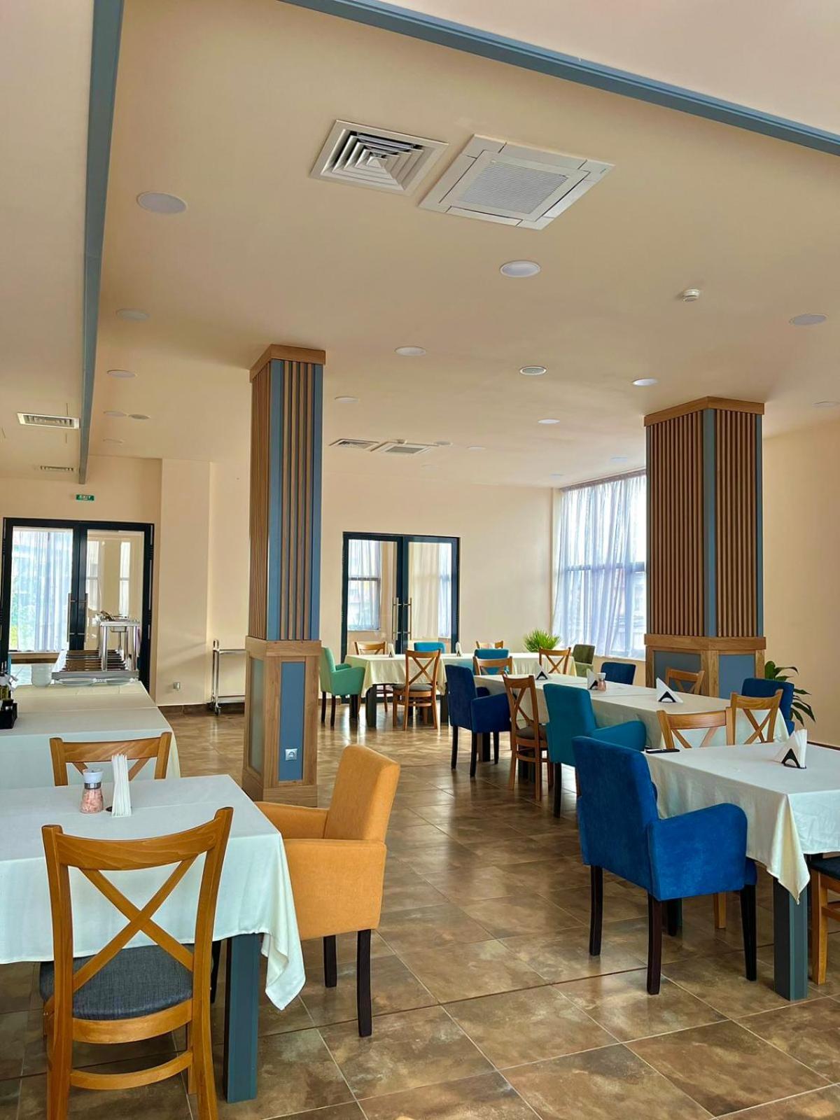 City Plaza Μπότεβγκραντ Εξωτερικό φωτογραφία